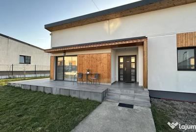 Casă cu 4 camere cu Teren 550 Mp în Săsar - 3