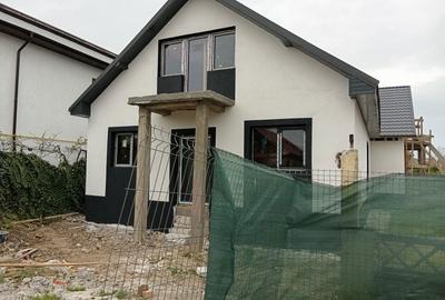 Casă cu 4 camere în Central - 5