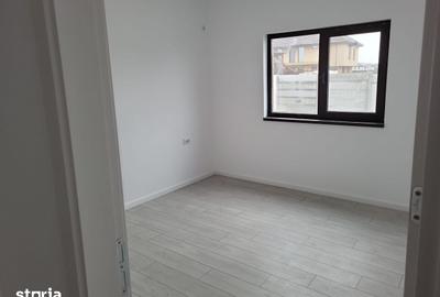 Casă cu 3 camere cu Teren 450 Mp în Central - 12