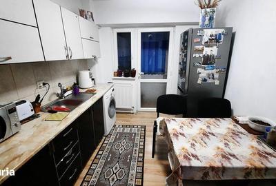 Apartament cu 3 camere decomandat în Radu Negru - 4