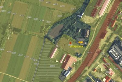 Teren de 7836 mp, în Central - 3