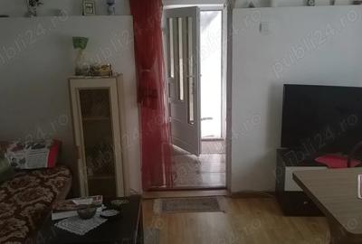 Casă cu 3 camere în Central - 1