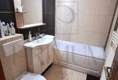 ARADULUI - BLOC IZOLAT - 3 camere - decomandat - centrala proprie - clima - 8