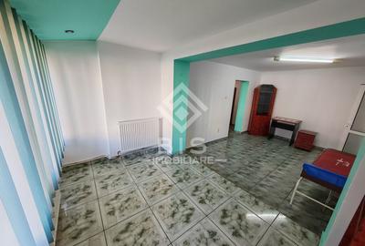 Apartament cu 2 camere semidecomandat în Decebal - 11