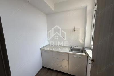 Spațiu comercial, de 60 mp, în Central - 3