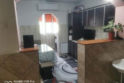 Apartament cu 2 camere decomandat în Exterior Vest