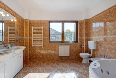 REV2004387 Vila 5 camere Decebal - 17