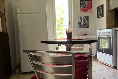 Apartament cu 4 camere decomandat în Iancului - 2