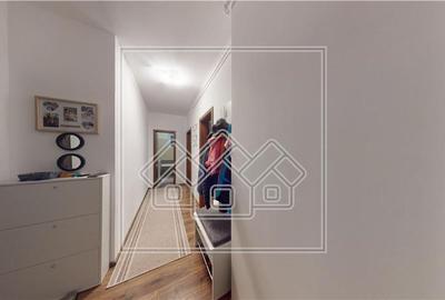 Apartament de vanzare in Sibiu - 2 camere, terasa 25 mp utili, boxa - 5