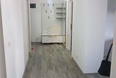 Apartament cu 3 camere în Central - 2