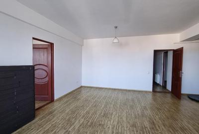 Apartament 2 camere centru Shopping Plaza cu parcare privata - 2