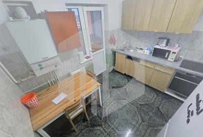 Apartament 3 camere decomandate pivnita Vasile Aron - 1