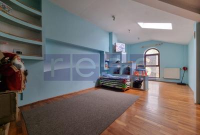 DE INCHIRIAT VILA  D+P+1+2 + CURTE | ZONA PARCUL CAROL - 18