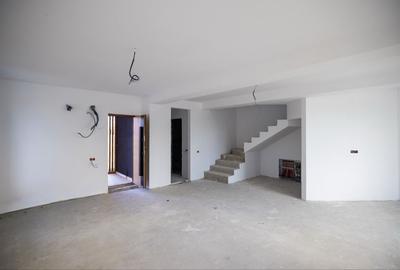 Casă individuală cu 4 camere cu Canalizare în Palazu Mare - 2