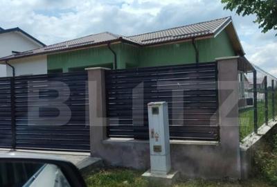 Teren intravilan, de vanzare. 600 mp, zona Priseaca - 3