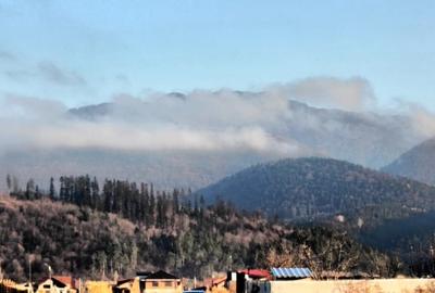 Lot de teren pentru locuinta in zona usor accesibila - 1