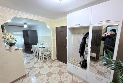 Apartament cu 3 camere în Central - 1