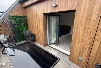 Apartament cu 4 camere decomandat, mobilat în Tractorul