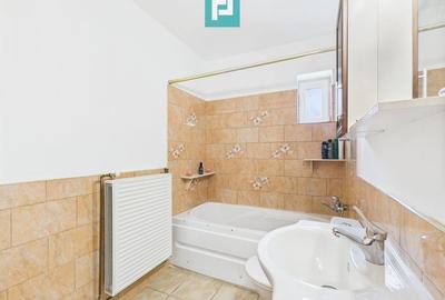 Casă cu 2 camere cu Teren 952 Mp în Miniș - 13