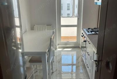 Ofer pentru inchiriere apartament 2 camere centru Falticeni 350 euro - 4