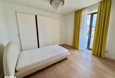 Casă cu 8 camere cu Teren 1000 Mp în Central - 3