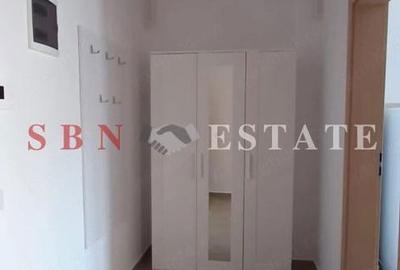 Garsonieră decomandată în Parcul Carol