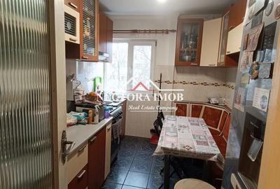 Apartament cu 3 camere semidecomandat în Nufărul - 2