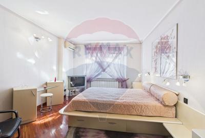 Casă cu 7 camere cu Piscina în Balotești - 17