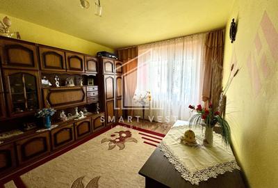 Apartament cu 3 camere, mobilat în Micro 15