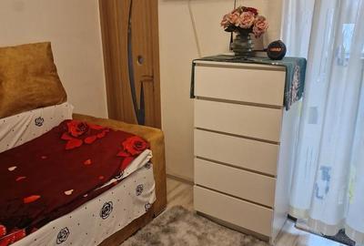 Garsonieră decomandată în Rahova