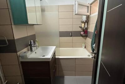 Apartament 3 camere, decomandat, 70 mp, 2bai, 2 balcoane, metrou, Drumul Taberei - 9