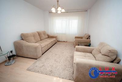 Apartament cu 3 camere decomandat în Babadag - 1