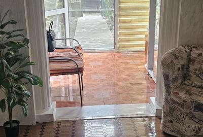 Casă cu 3 camere în Central - 1