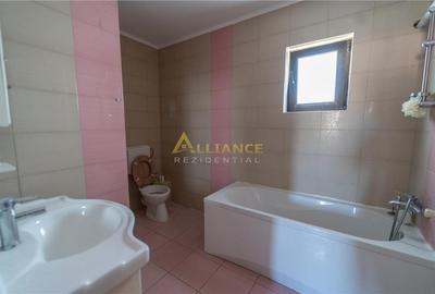 Casă cu 4 camere cu Teren 122 Mp în Central - 7
