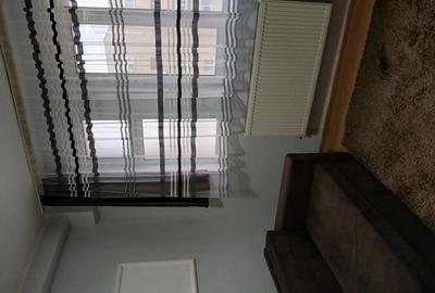 Inchiriez garsoniera zona Uta - 1