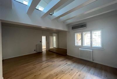 Penthouse in vila, de vanzare - Strada Tokio - 5