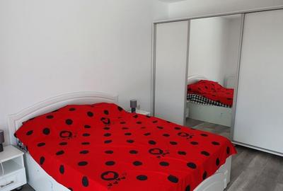 Garsonieră decomandată în Steaua - 2