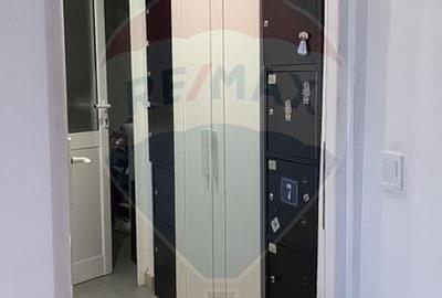 Spațiu comercial, de 202.35000610352 mp, în Central - 23