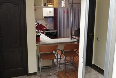 Apartament cu 3 camere în Aurel Vlaicu - 2