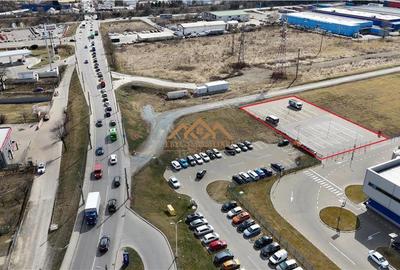 Se inchiriatza | Teren | Zona cu trafic | 1500mp - 1