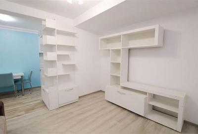 Apartament cu 2 camere nedecomandat în Tractorul - 12
