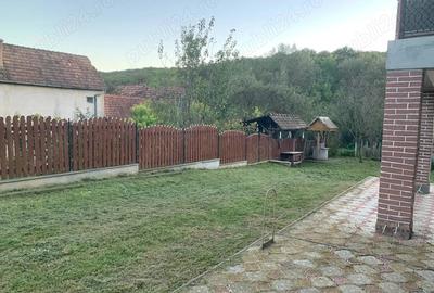 Casa de vanzare , 7 camere - 3