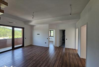 Apartament cu 7 camere în Florești - 18