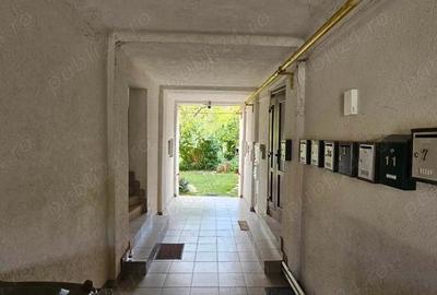 Apartament cu 3 camere decomandat în Spitalul Județean - 2