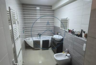 Apartament cu 3 camere decomandat în Teaca - 1