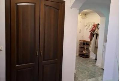 Apartament cu 2 camere decomandat în 9 Mai - 8