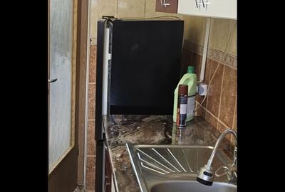 Garsonieră decomandată în Vitan