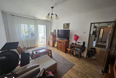 Apartament cu 3 camere decomandat în Militari - 3