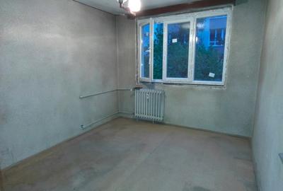Apartament 4 camere Militari Gorjului | decomandat | 2/4 | 85 mp - 4