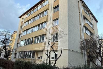 Apartament cu 2 camere decomandat în Independenței - 4